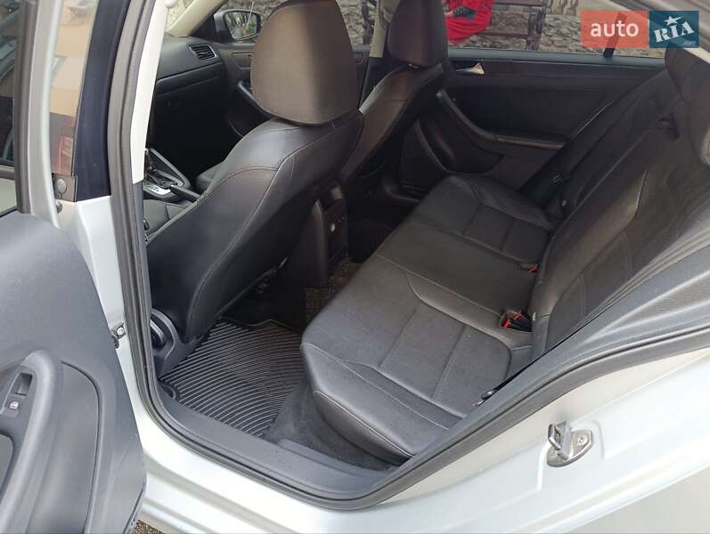 Седан Volkswagen Jetta 2011 в Одессе фото 15 Седан Volkswagen Jetta 2011 в Одессе