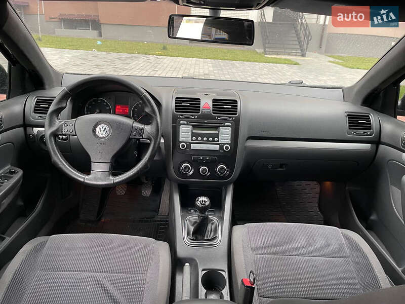 Седан Volkswagen Jetta 2007 в Виннице