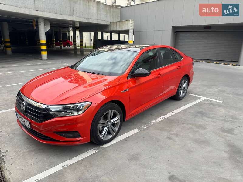 Седан Volkswagen Jetta 2019 в Сумах