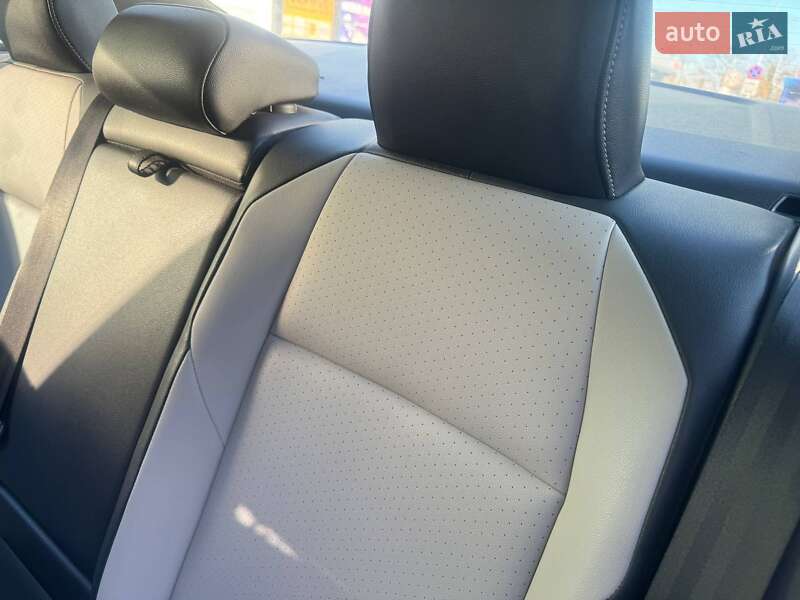 Седан Volkswagen Jetta 2019 в Сумах