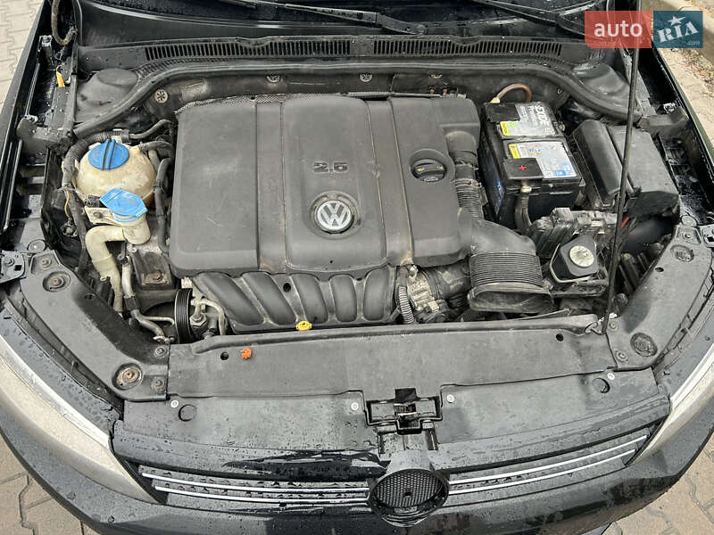 Седан Volkswagen Jetta 2013 в Києві фото 15 Седан Volkswagen Jetta 2013 в Києві