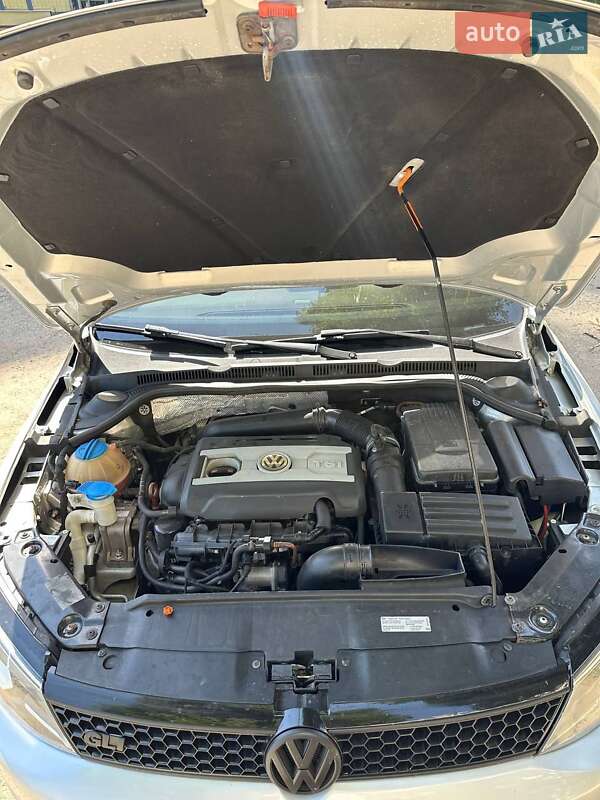 Седан Volkswagen Jetta 2013 в Днепре фото 10 Седан Volkswagen Jetta 2013 в Днепре