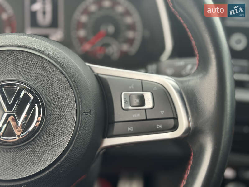 Седан Volkswagen Jetta 2018 в Киеве