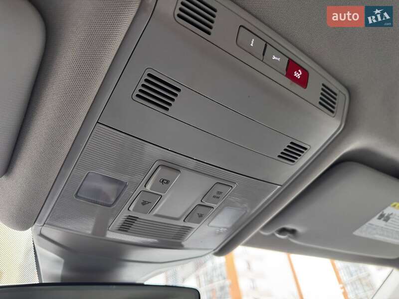 Седан Volkswagen Jetta 2022 в Ивано-Франковске