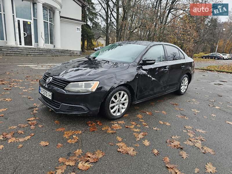 Седан Volkswagen Jetta 2013 в Києві
