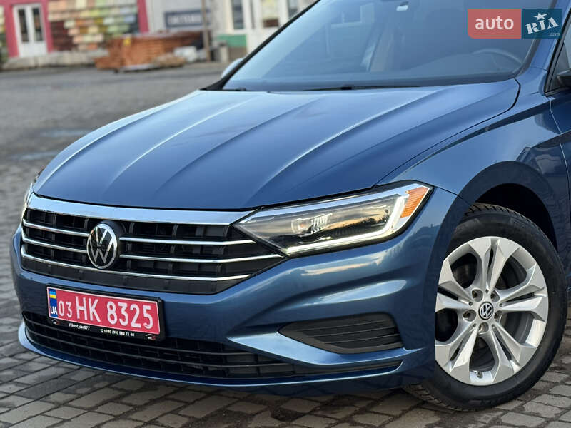 Седан Volkswagen Jetta 2018 в Ковелі