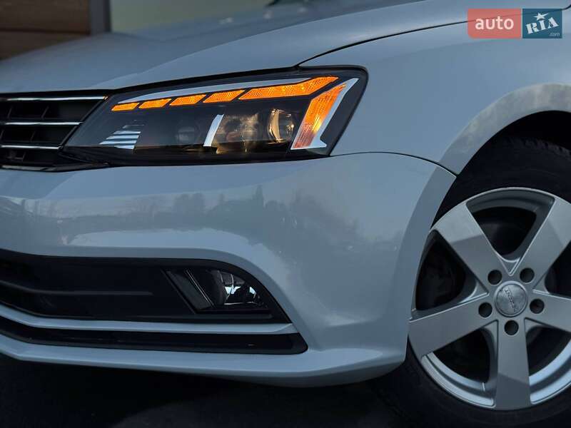 Седан Volkswagen Jetta 2017 в Ровно фото 8 Седан Volkswagen Jetta 2017 в Ровно