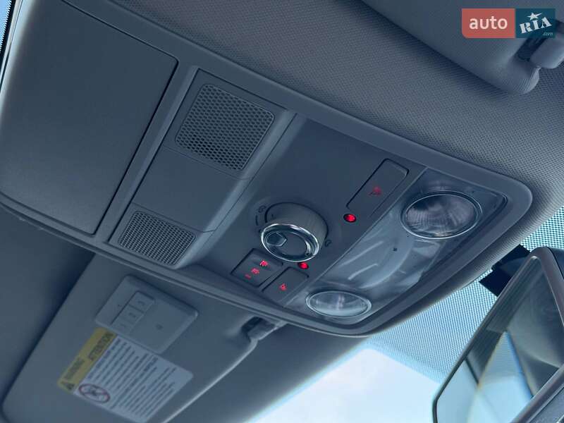 Седан Volkswagen Jetta 2017 в Ровно фото 71 Седан Volkswagen Jetta 2017 в Ровно