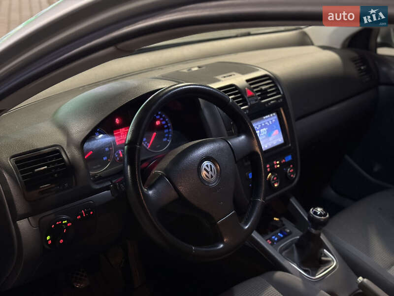 Седан Volkswagen Jetta 2008 в Хмельницком