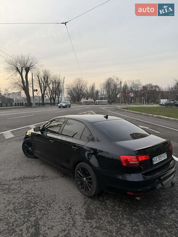 Седан Volkswagen Jetta 2016 в Харкові