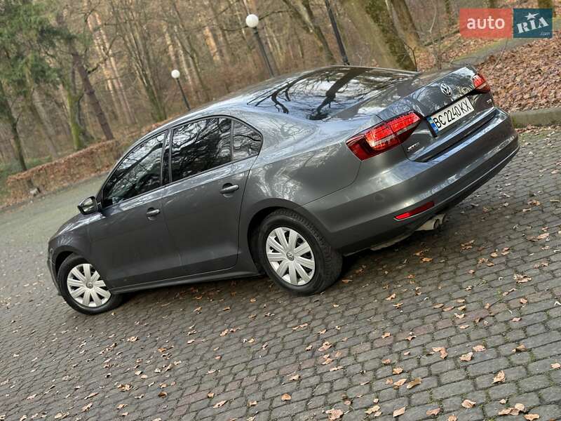Седан Volkswagen Jetta 2015 в Львове фото 16 Седан Volkswagen Jetta 2015 в Львове