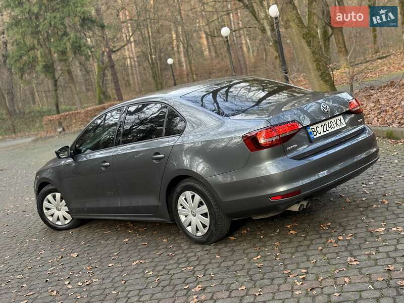 Седан Volkswagen Jetta 2015 в Львове фото 17 Седан Volkswagen Jetta 2015 в Львове
