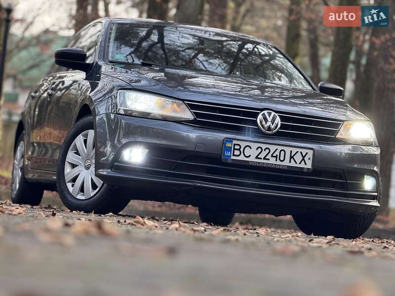 Седан Volkswagen Jetta 2015 в Львове фото 22 Седан Volkswagen Jetta 2015 в Львове