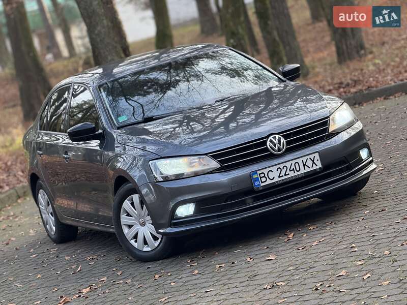 Седан Volkswagen Jetta 2015 в Львове фото 26 Седан Volkswagen Jetta 2015 в Львове