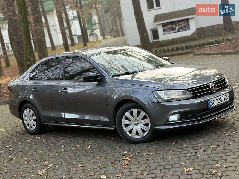 Седан Volkswagen Jetta 2015 в Львове фото 31 Седан Volkswagen Jetta 2015 в Львове
