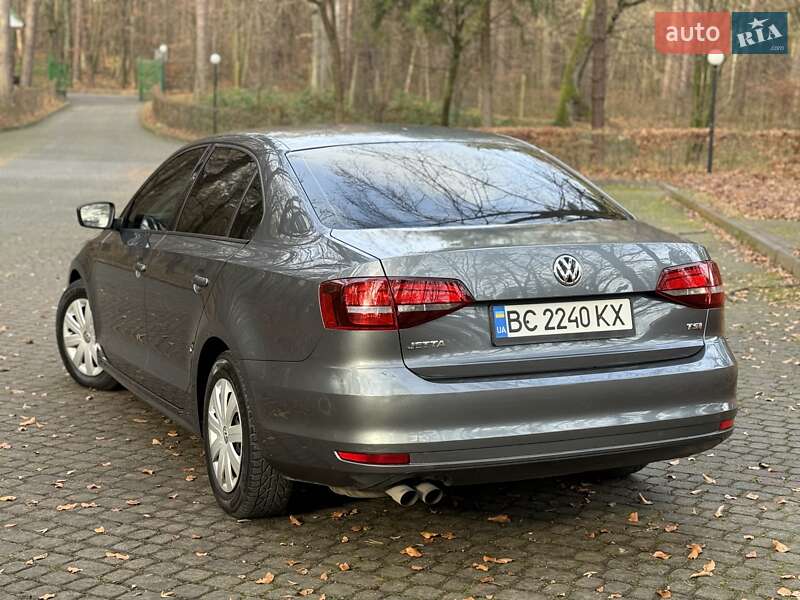 Седан Volkswagen Jetta 2015 в Львове фото 59 Седан Volkswagen Jetta 2015 в Львове