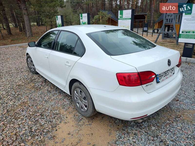 Седан Volkswagen Jetta 2014 в Одесі