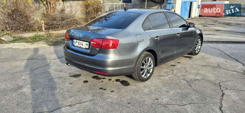Седан Volkswagen Jetta 2014 в Запоріжжі