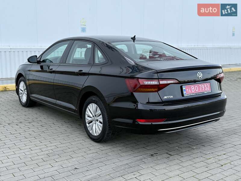 Седан Volkswagen Jetta 2019 в Одесі
