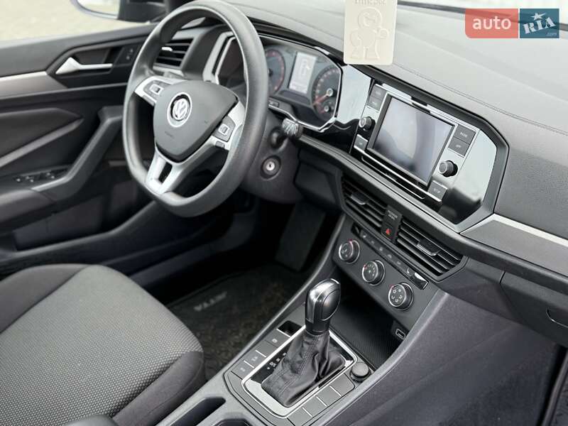 Седан Volkswagen Jetta 2019 в Одесі