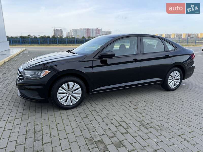 Volkswagen Jetta 2019