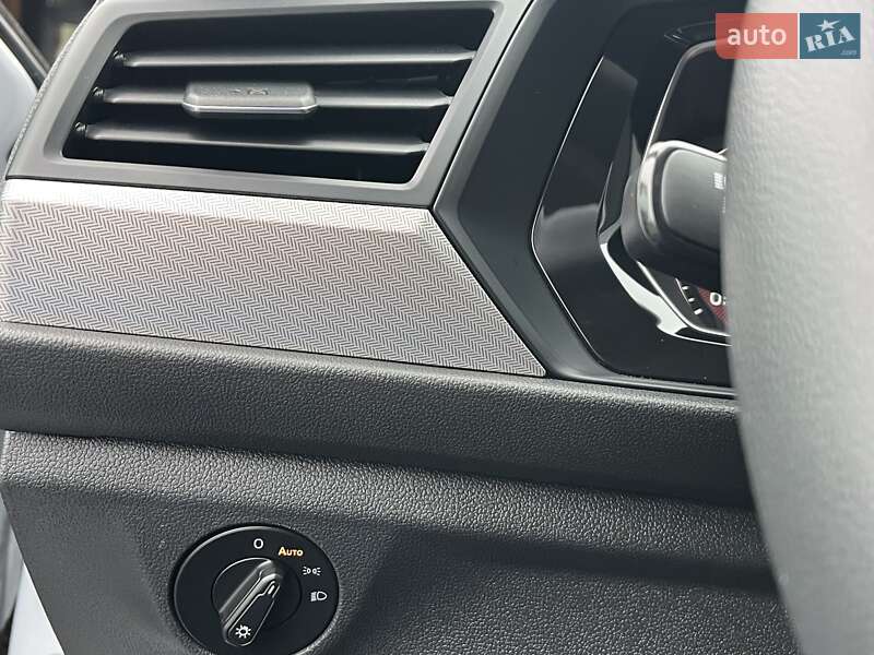 Седан Volkswagen Jetta 2018 в Вінниці