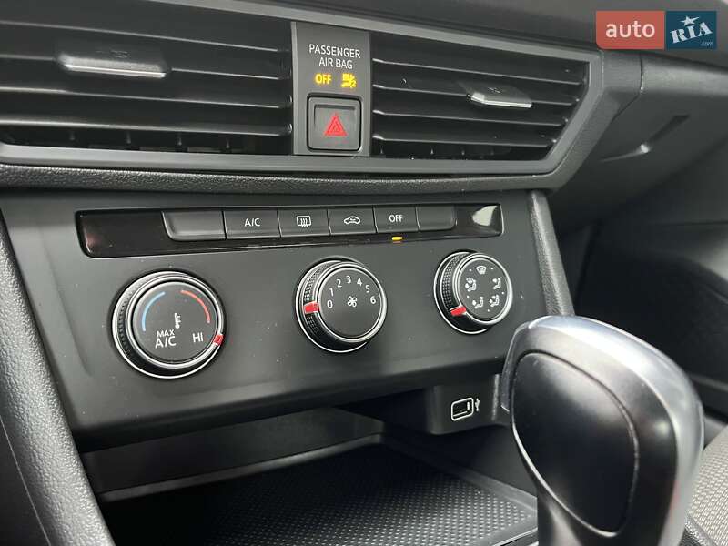 Седан Volkswagen Jetta 2018 в Вінниці