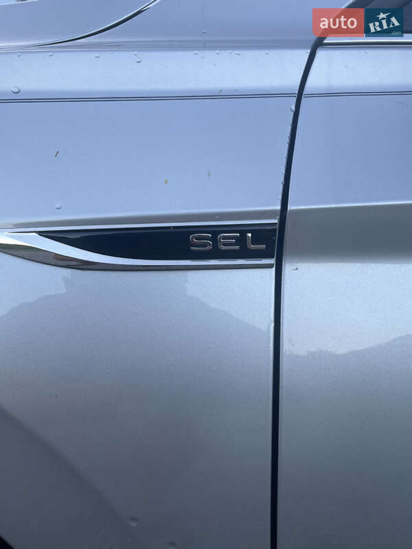 Седан Volkswagen Jetta 2023 в Надвірній