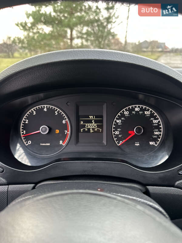 Седан Volkswagen Jetta 2011 в Полтаве