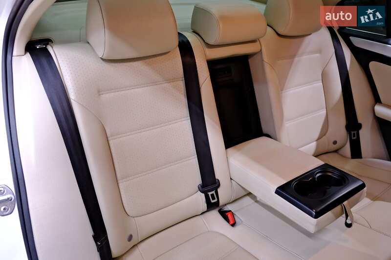 Седан Volkswagen Jetta 2012 в Одессе фото 36 Седан Volkswagen Jetta 2012 в Одессе