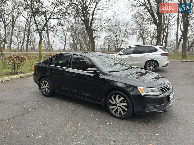 Седан Volkswagen Jetta 2013 в Кременчуці