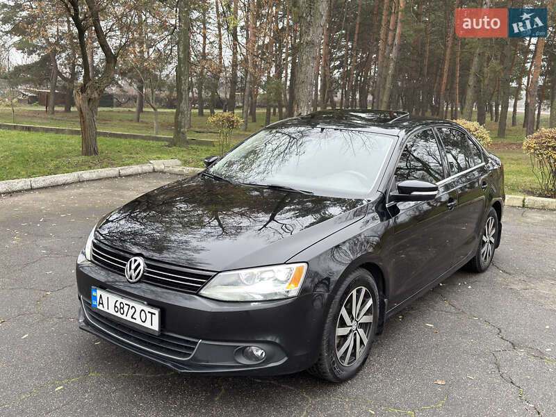 Седан Volkswagen Jetta 2013 в Кременчуці
