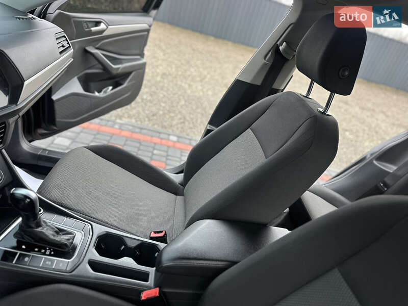 Седан Volkswagen Jetta 2019 в Берегово