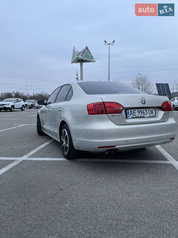 Седан Volkswagen Jetta 2011 в Києві фото 9 Седан Volkswagen Jetta 2011 в Києві