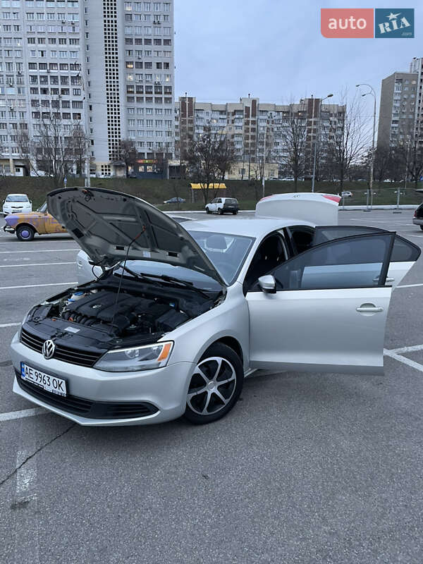 Седан Volkswagen Jetta 2011 в Києві фото 15 Седан Volkswagen Jetta 2011 в Києві