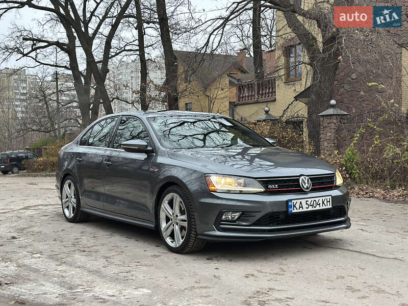 Седан Volkswagen Jetta 2017 в Києві