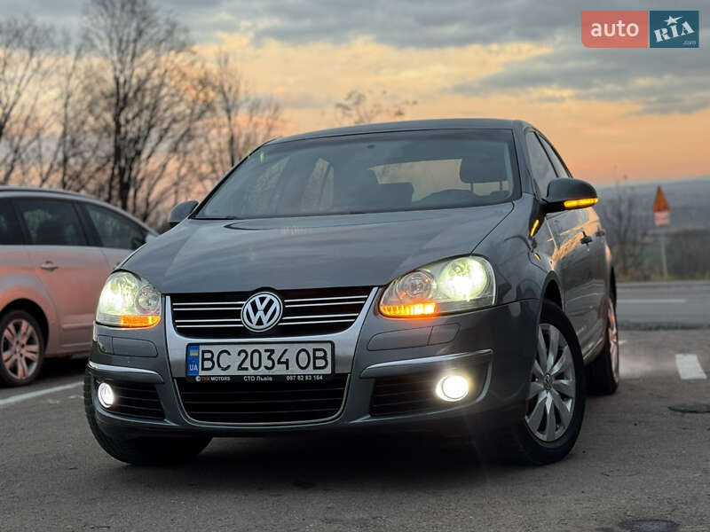 Седан Volkswagen Jetta 2008 в Дрогобыче
