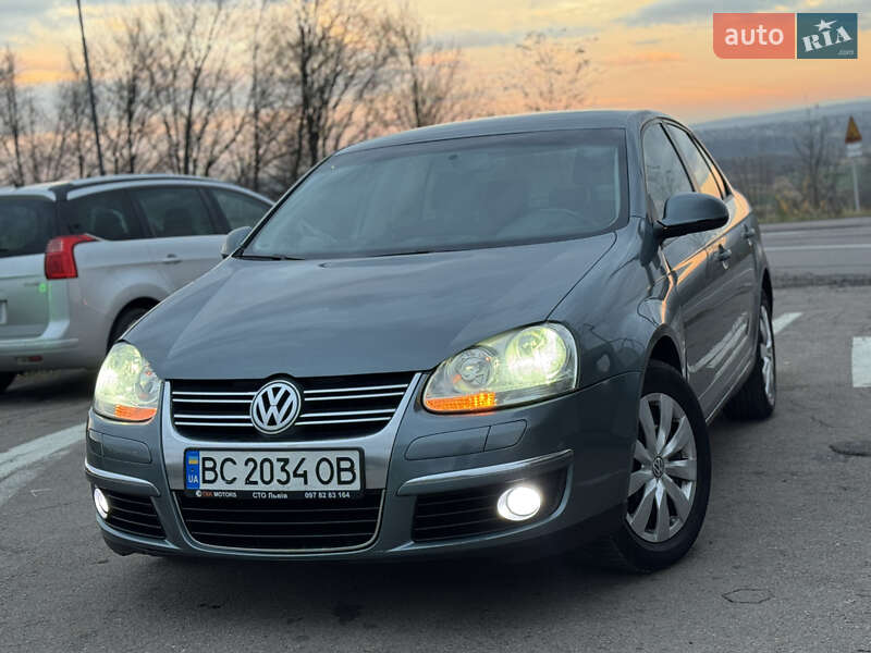 Седан Volkswagen Jetta 2008 в Дрогобыче