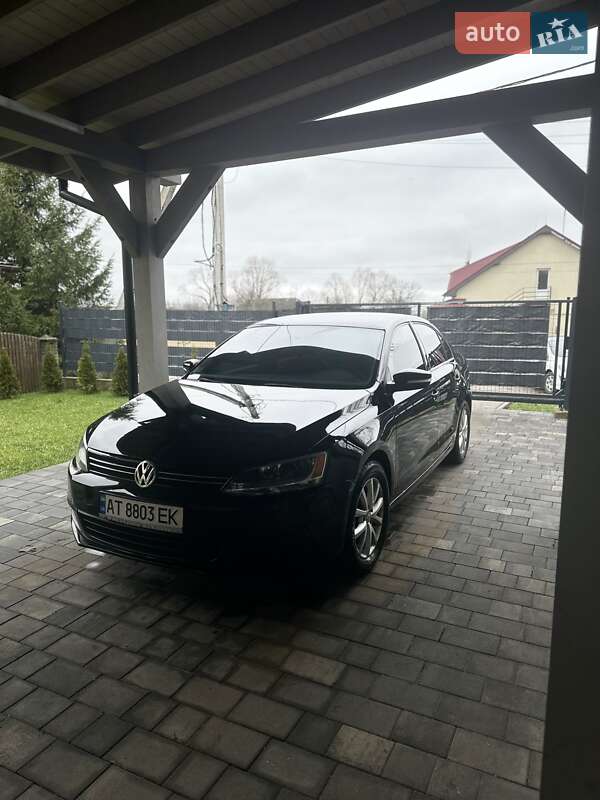 Седан Volkswagen Jetta 2010 в Івано-Франківську