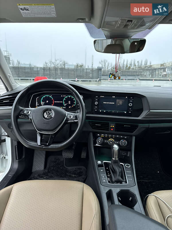 Седан Volkswagen Jetta 2019 в Киеве фото 16 Седан Volkswagen Jetta 2019 в Киеве