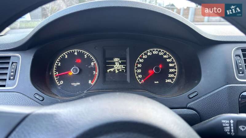 Седан Volkswagen Jetta 2014 в Лозовій