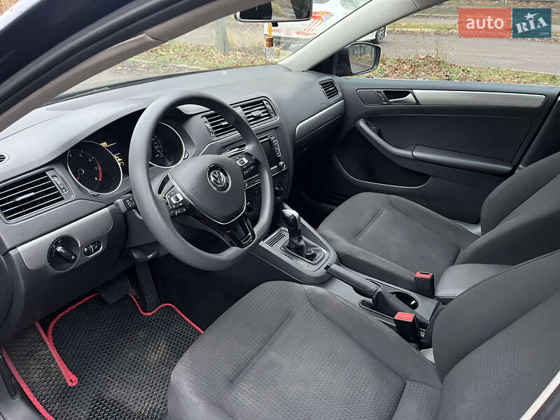 Седан Volkswagen Jetta 2014 в Киеве