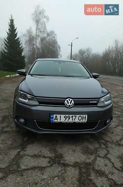 Седан Volkswagen Jetta 2013 в Таращі