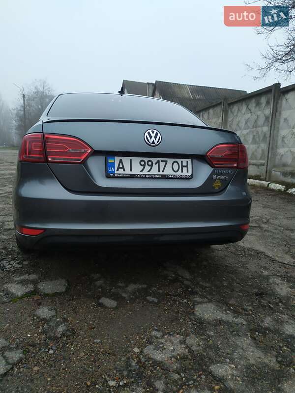 Седан Volkswagen Jetta 2013 в Тараще фото 3 Седан Volkswagen Jetta 2013 в Тараще