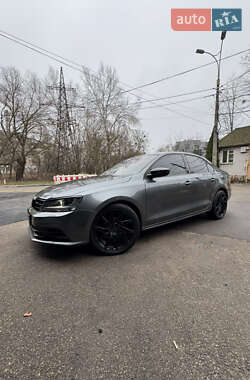 Седан Volkswagen Jetta 2014 в Києві