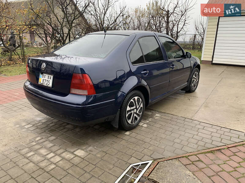 Седан Volkswagen Jetta 2003 в Хмельницком