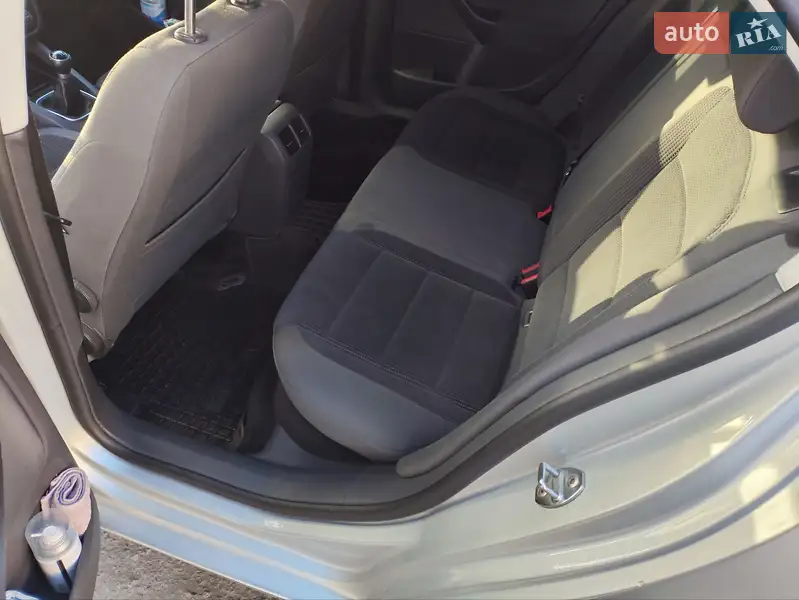 Volkswagen Jetta 2008 VIN WVWZZZ1KZ8M125563 фото оголошення 17 з 64
