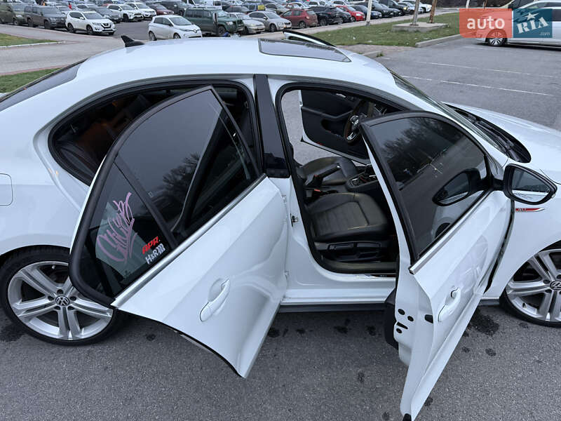 Седан Volkswagen Jetta 2016 в Запоріжжі фото 7 Седан Volkswagen Jetta 2016 в Запоріжжі