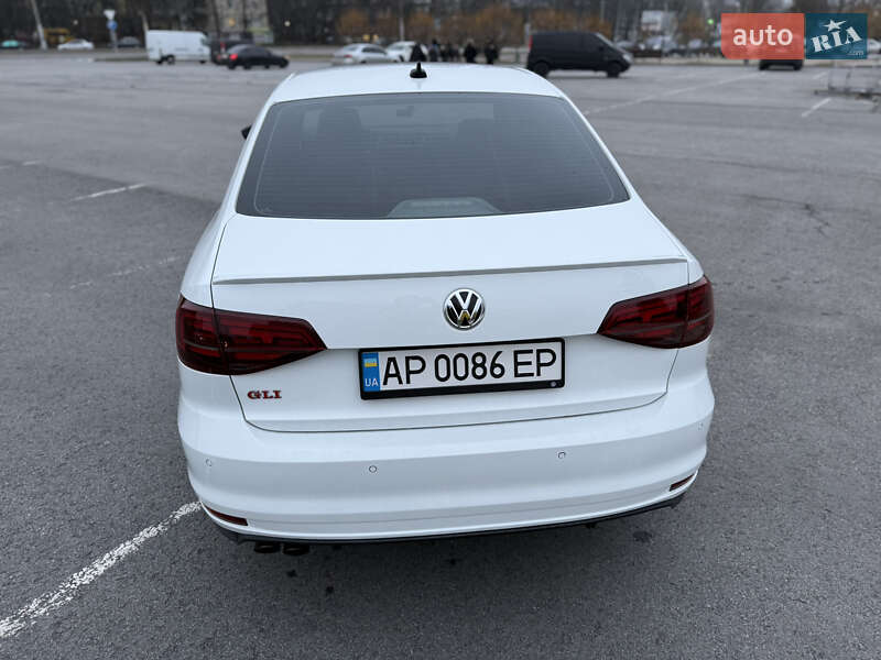 Седан Volkswagen Jetta 2016 в Запоріжжі фото 19 Седан Volkswagen Jetta 2016 в Запоріжжі