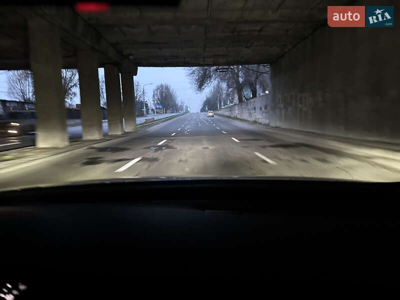 Седан Volkswagen Jetta 2016 в Запоріжжі фото 46 Седан Volkswagen Jetta 2016 в Запоріжжі